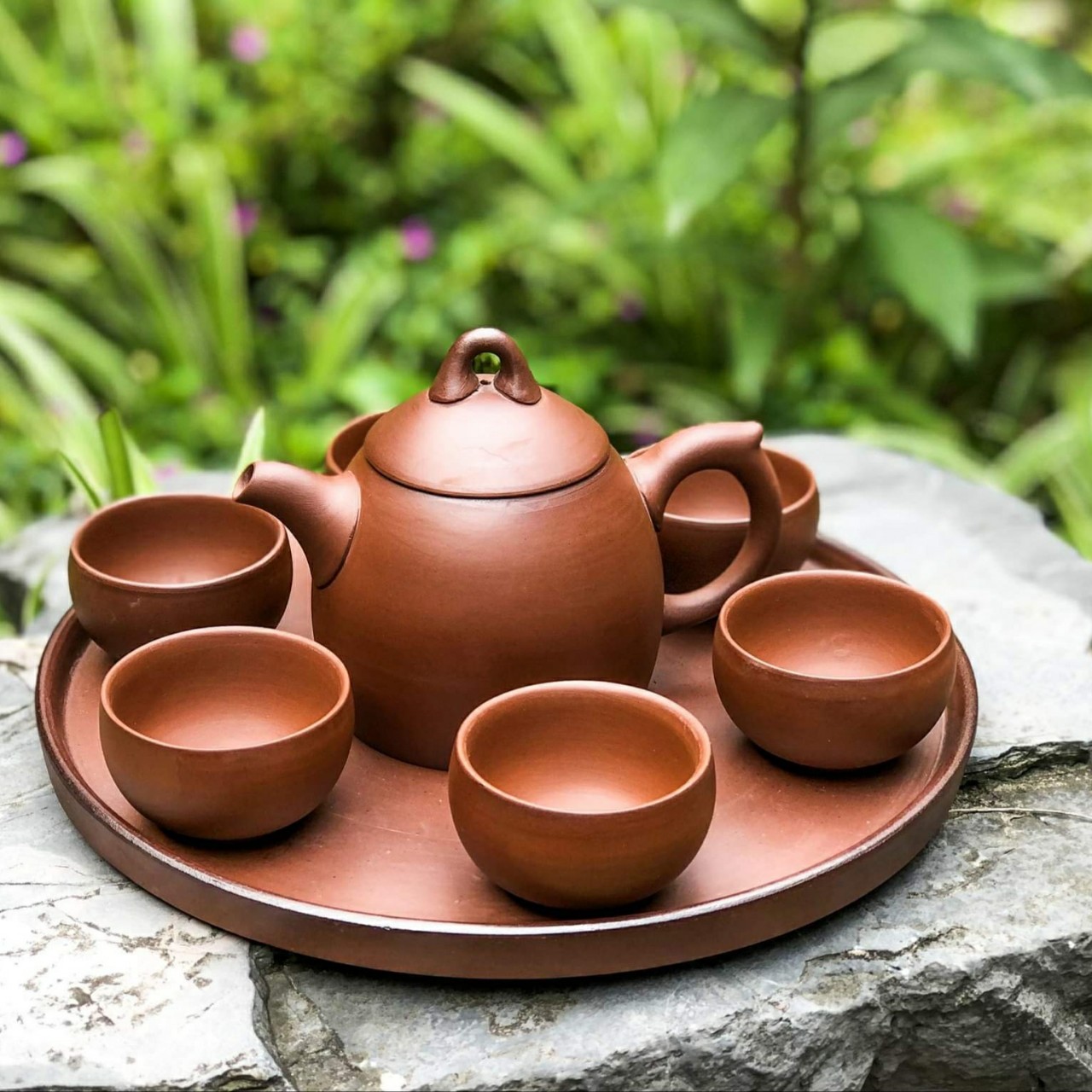 Ấm quả chuông